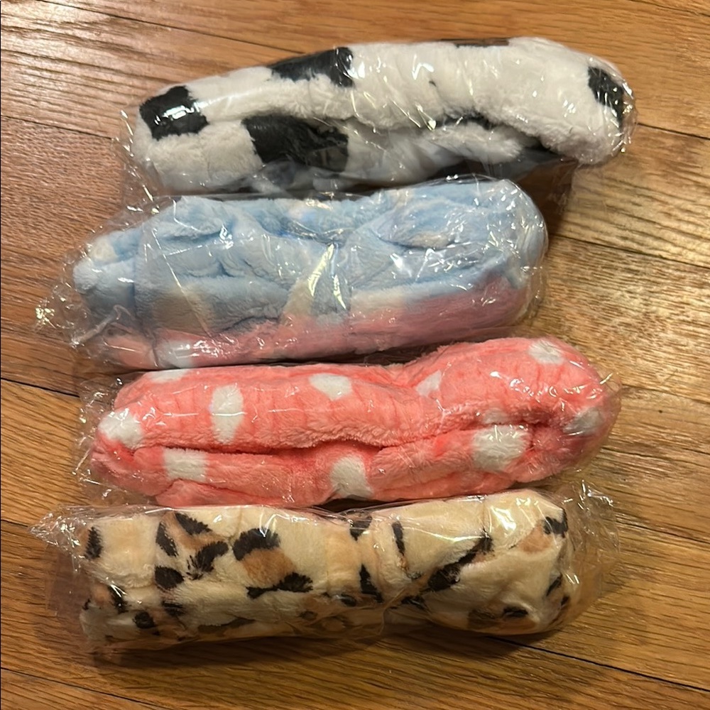 NWOT Set of 4 Plush Headbands
